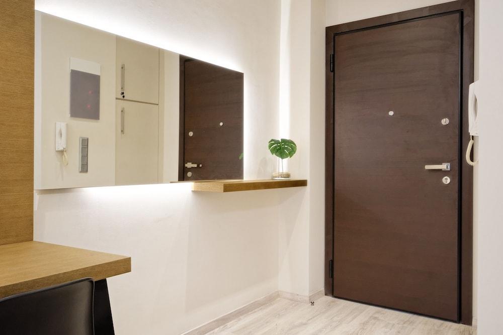 Acropolis Elegant Apartment Афіни Екстер'єр фото